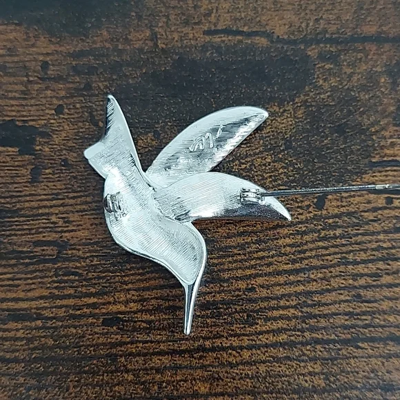 Liz Claiborne Hummingbird Pendant - Picture 5 of 5